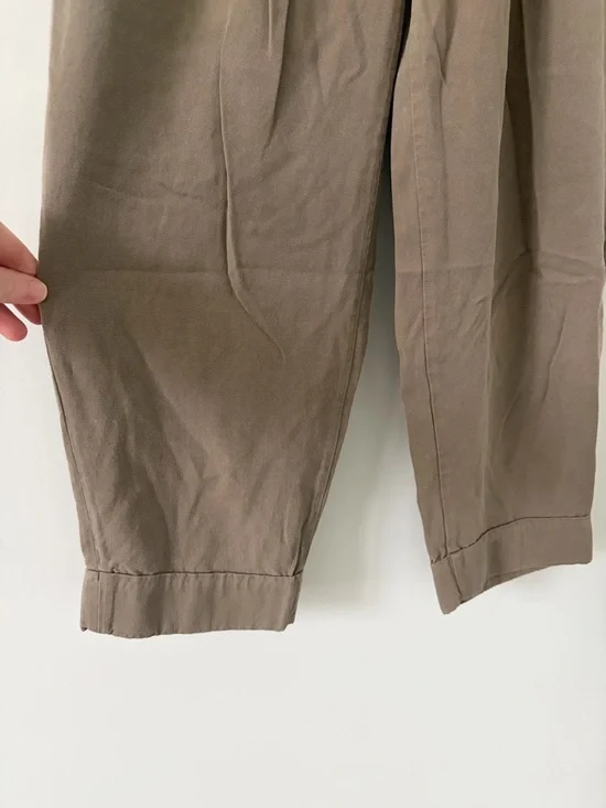 Everlane The Put Together Lyocell Pleated Front Tapered Leg Cuffed Hem Trousers - Picture 5 of 12